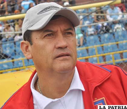 Javier Vega, director técnico de Universitario