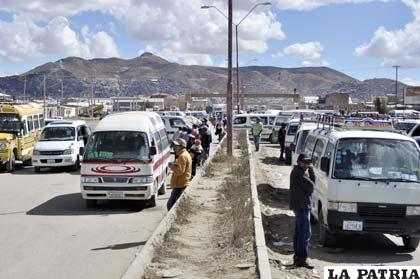 Vecinos piden que autoridades trabajen por Oruro