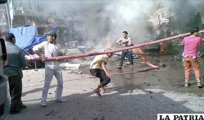 Mueren varias personas en atentados con coches bombas en Bagdad
