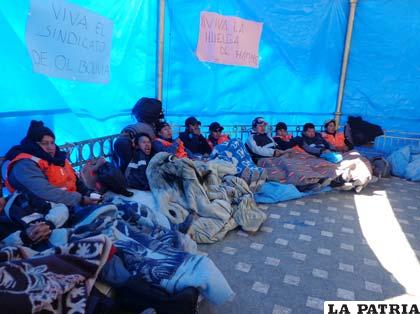 Trabajadores de OL- Bolivia esperan llegar a una solución en la reunión de mañana