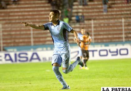 Doblete de Erwin Saavedra para la goleada de Bolívar
