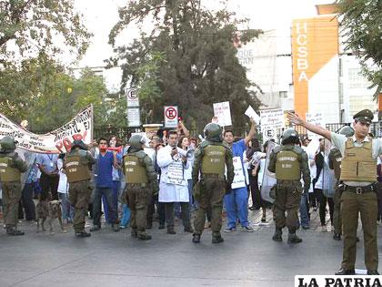 La protesta, no dejó detenidos ni lesionados, según el informe de la Policía