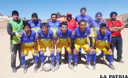 El equipo de Sport Henrys, campeón del certamen