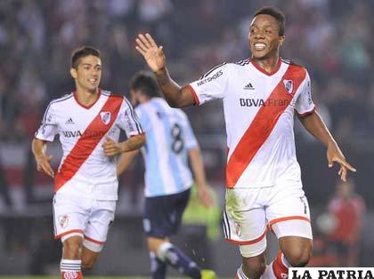 Carbonero no deja de anotar en River Plate