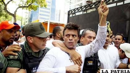 Leopoldo López en el momento en que fue detenido