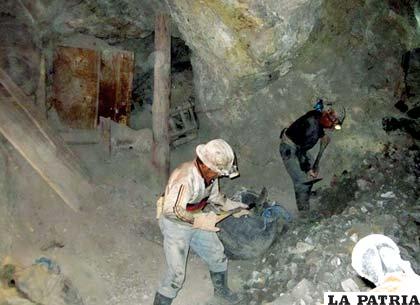 Mineros cuentapropistas tratarán de recuperar el tiempo perdido
