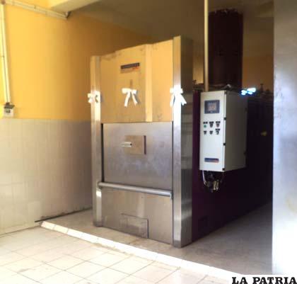 Nuevo horno crematorio instalado en el Cementerio General
