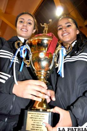 Mariela Miralles y Nadia Hinojosa