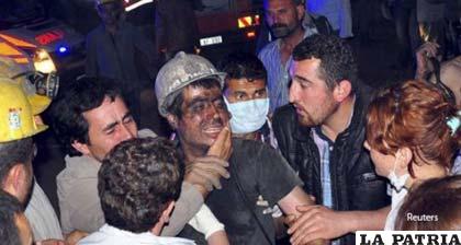 Cientos de mineros perdieron la vida en una explosión en una mina turca