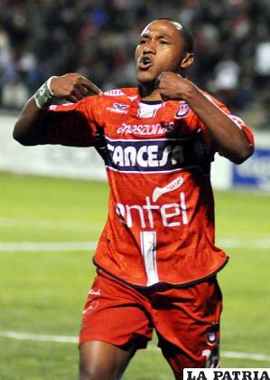 Pinedo, goleador de Universitario