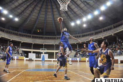Ingenieros juega de local en su propio coliseo de la zona Sur