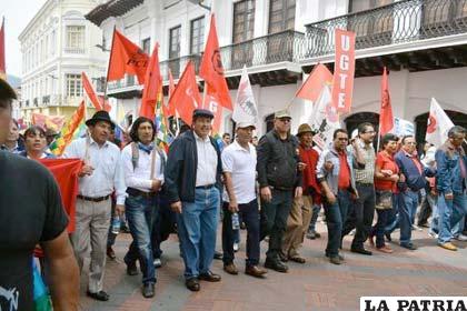 Opositores al gobierno de Correa en marcha de protesta