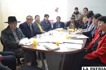 La reunión entre autoridades locales y representantes de Koica