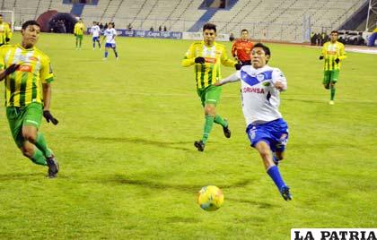 Puma con el balón, fue autor de tres goles