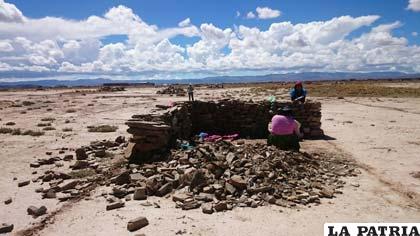 Existen construcciones no autorizadas en la zona de Cala Caja