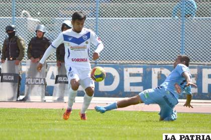 En la ida jugando en Oruro venció Bolívar por 2-0 el 08/03/2015