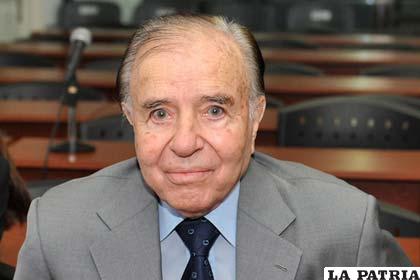 El senador y expresidente argentino Carlos Menem de 84 años de edad