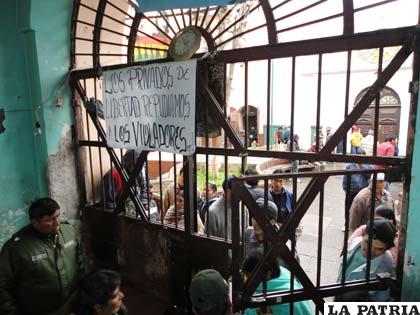Privados de libertad viven hacinados