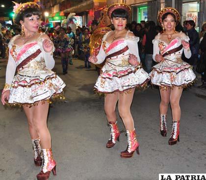 Morenas de la “Ferrari”