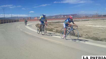 Gladys Choque toma la delantera en ciclismo