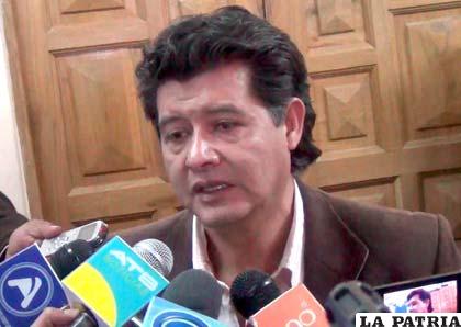 Responsable de la unidad de Epidemiolog?a del Sedes, Roberto Amusqu?var