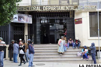 El edificio del Tribunal Electoral Departamental de Oruro