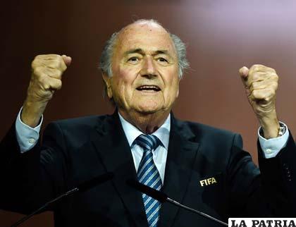 Joseph Blatter cumplirá su quinto periodo al frente de la FIFA