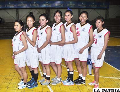 Las integrantes de Alemán