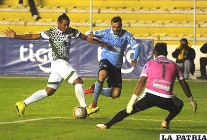 Bolívar venció en la ida 2-0 en La Paz el 18/02/2016 /APG