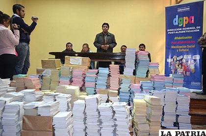 Miles de libros en beneficio del programa de Post Alfabetización