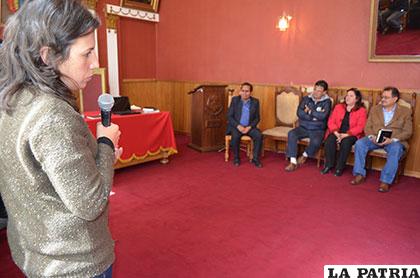 Empresa Quipus mostró los beneficios de sus equipos al Municipio de Oruro