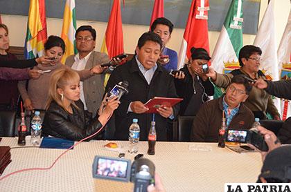 Asamblea Departamental reconoció trabajo de los periodistas orureños