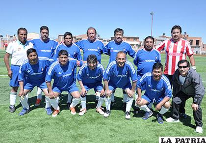 El onceno de Colquiri marcha a paso seguro en el torneo