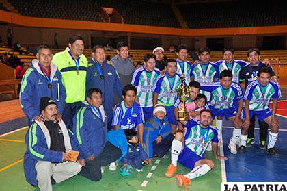 El equipo de Coremmin, actual campeón del futsal Sénior