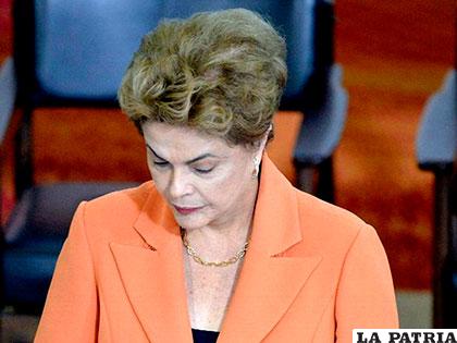Si se aprueba el proceso, Rousseff debe alejarse del poder durante los 180 días /laestrella.com.pa