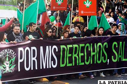 Miles de personas se manifestaron en Santiago de Chile bajo el lema 