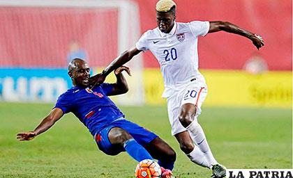 La acción del partido en el cual Estados Unidos fue superior a Puerto Rico