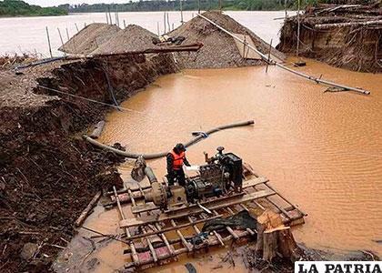 Minería ilegal contamina la región amazónica