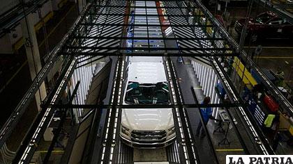 Llaman a revisión más 200.000 unidades del 