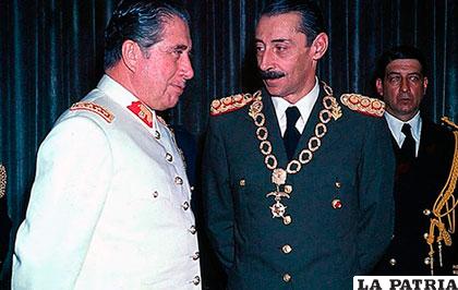 Augusto Pinochet (izq), ex dictador de Chile, y Rafael Videla, de Argentina /ANF