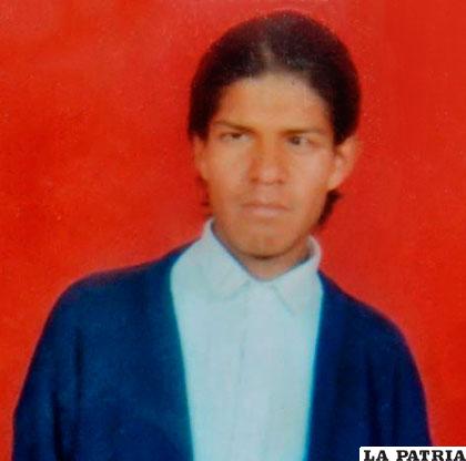 Elvis Henry Santos Choque