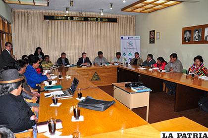 La reunión donde participaron las autoridades comprometidas con el desarrollo de Oruro