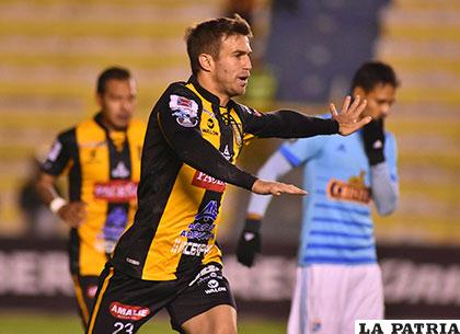 Doblete de Matías Alonso para la victoria de los 