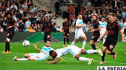 La acción del partido en el cual el Marsella venció al Niza 2-1 /sport.es