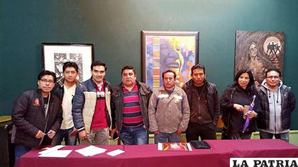 Flamante directiva de los músicos de folklore en Oruro