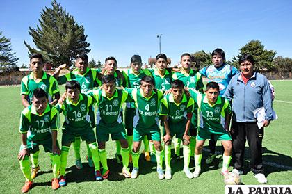 El plantel de Deportivo Totora se medirá con Litoral