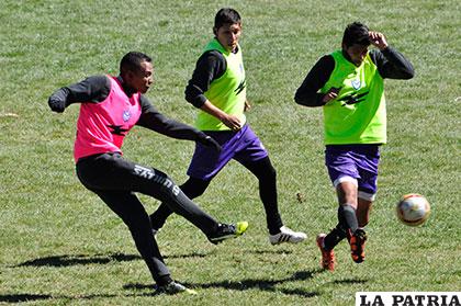Reinoso estará en la delantera de San José
