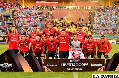 Wilstermann quiere seguir con vida en la Copa Libertadores /APG