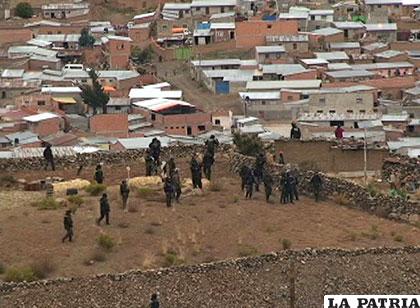 La Policía en el sector de Huayra Pata