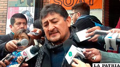 Dirigente del transporte pesado en Bolivia reclama perjuicio por problemas en Chile /ERBOL